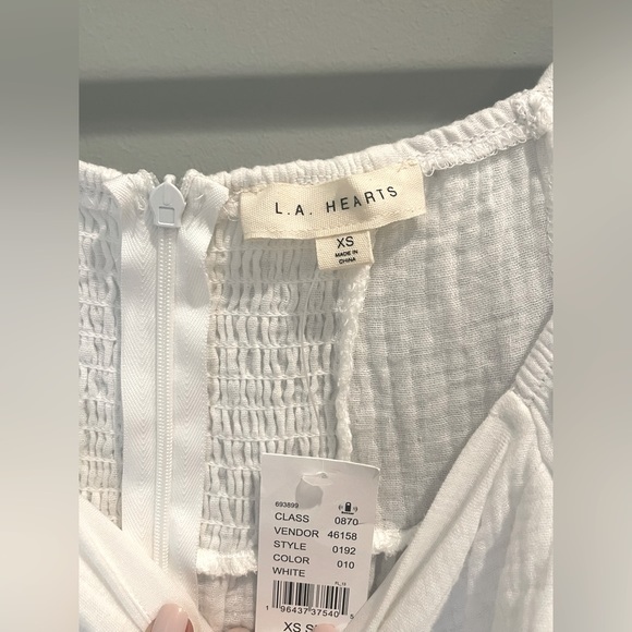 LA Hearts Gauze Romper- Size Small- NWT - Picture 8 of 9